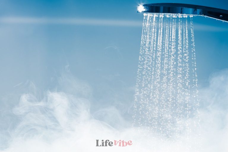 5 переваг гарячого душу для здоров'я